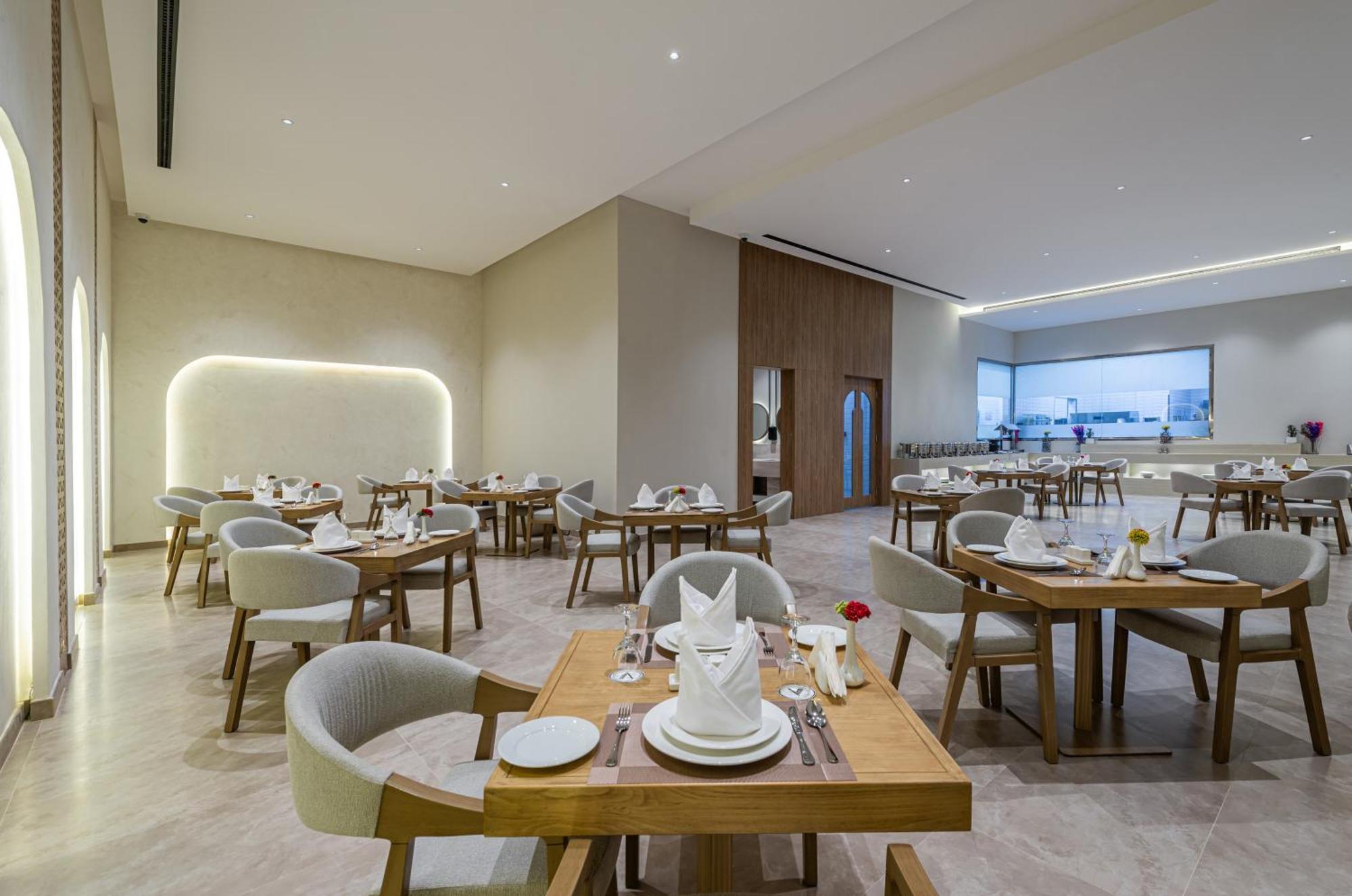 Voyage Hotel & Suites Riyadh Exteriör bild