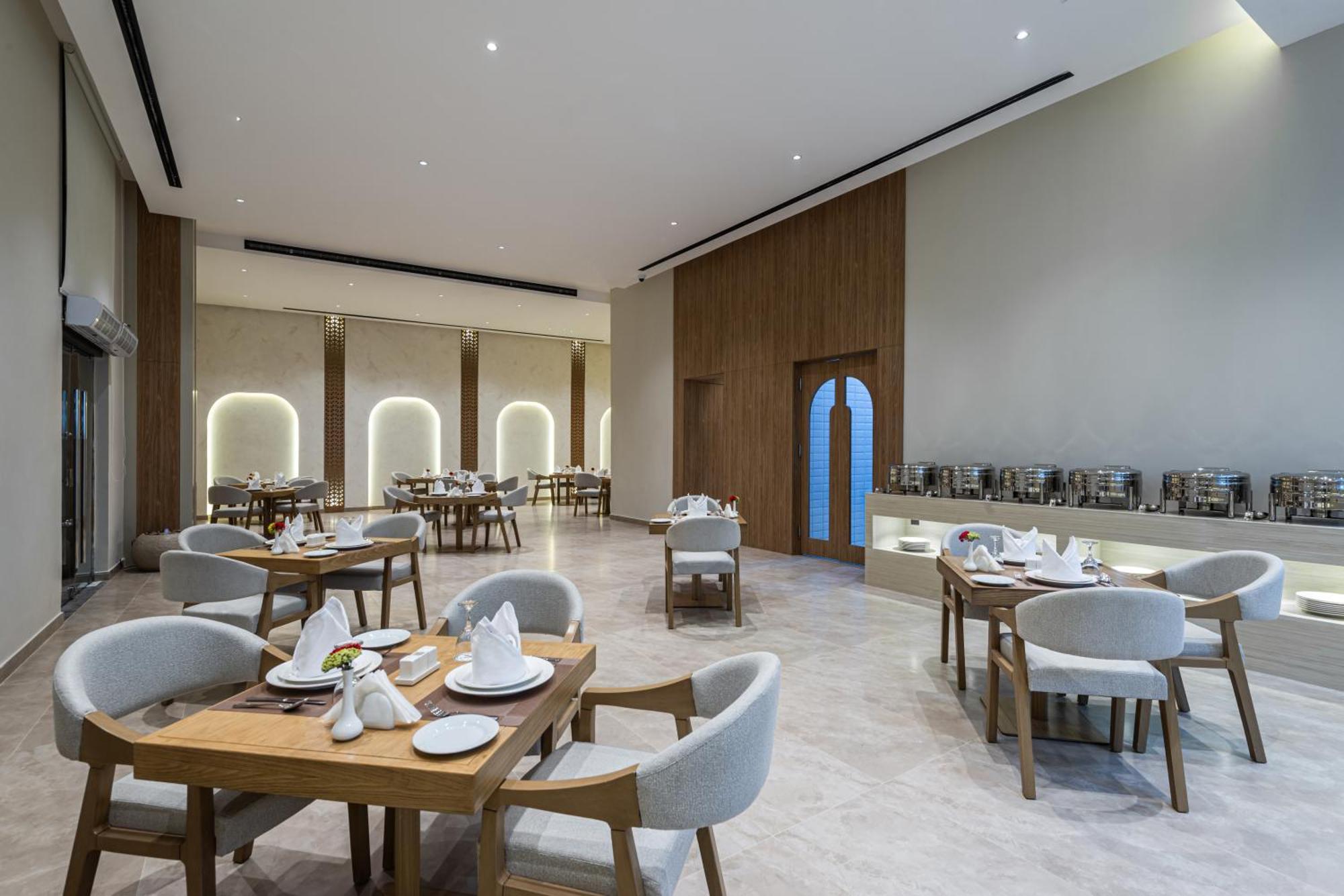 Voyage Hotel & Suites Riyadh Exteriör bild