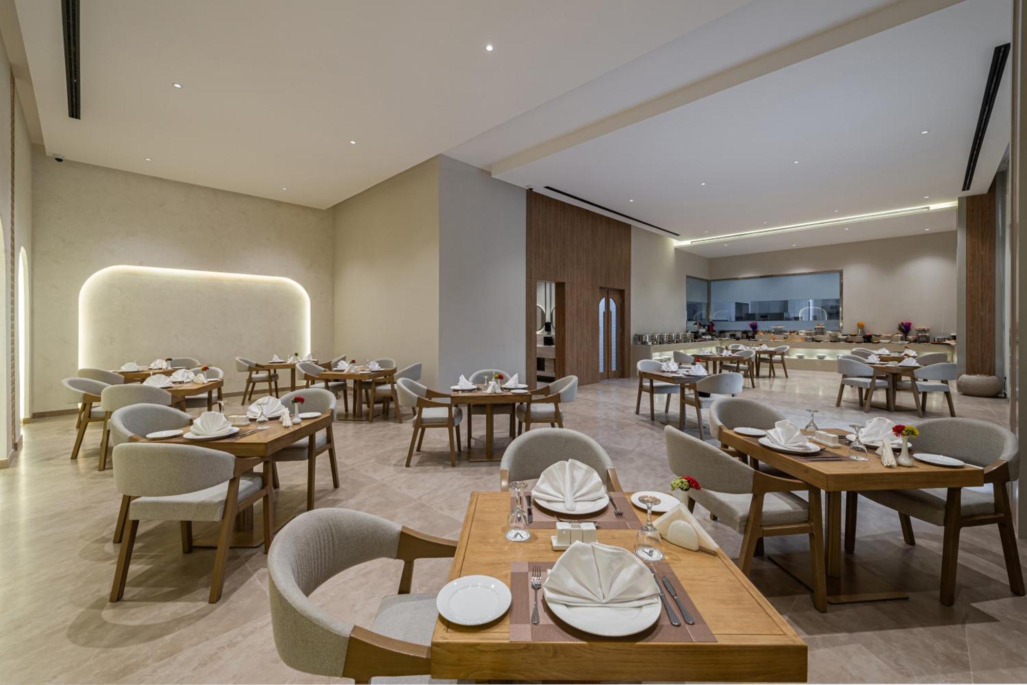 Voyage Hotel & Suites Riyadh Exteriör bild